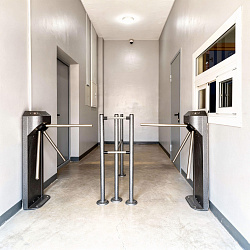 Установка СКУД в подъездах